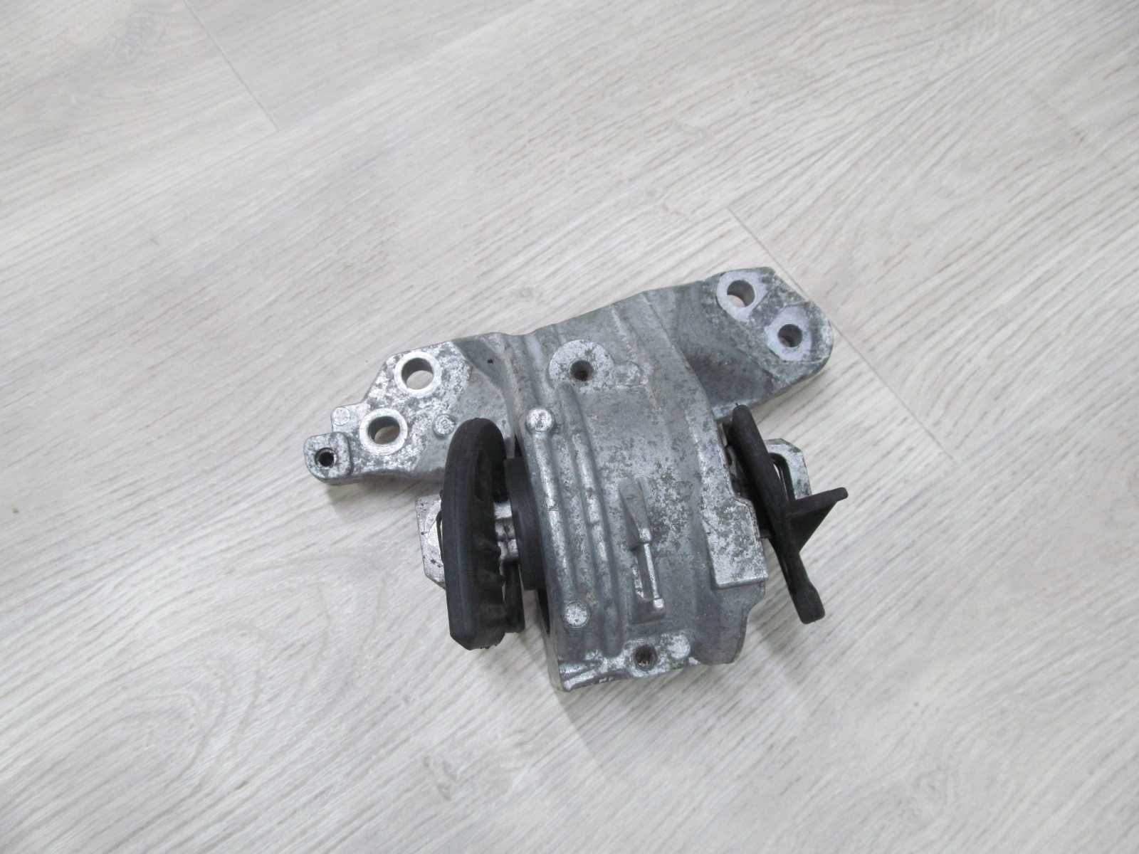 CITROEN C5 X7 III 2.0 HDI LAPA PODUSZKA SKRZYNI 307367 08-14