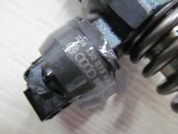 VW AUDI 1.9TDI WTRYSK POMPOWTRYSK 038130073AR
