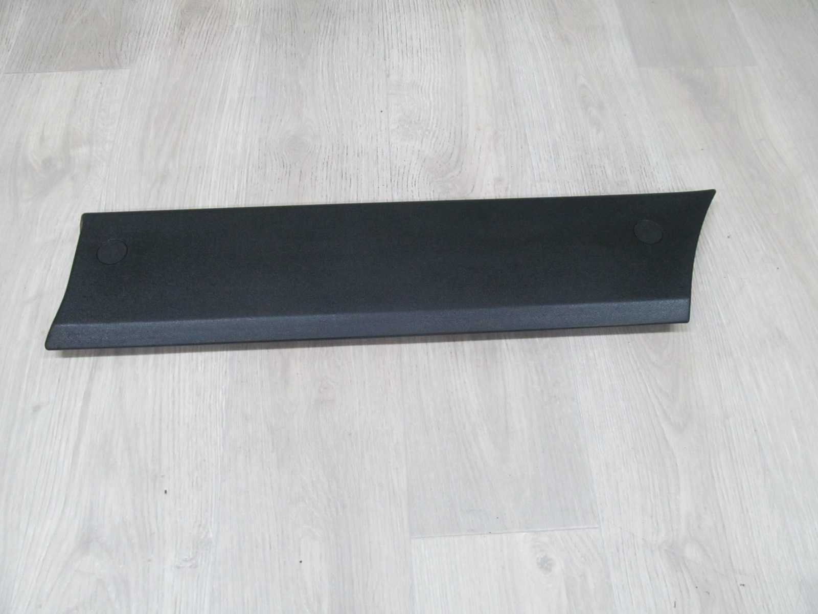 IVECO DAILY IV LIFT 11-14 LISTWA DRZWI PRZOD PRAWY 504099605 DX