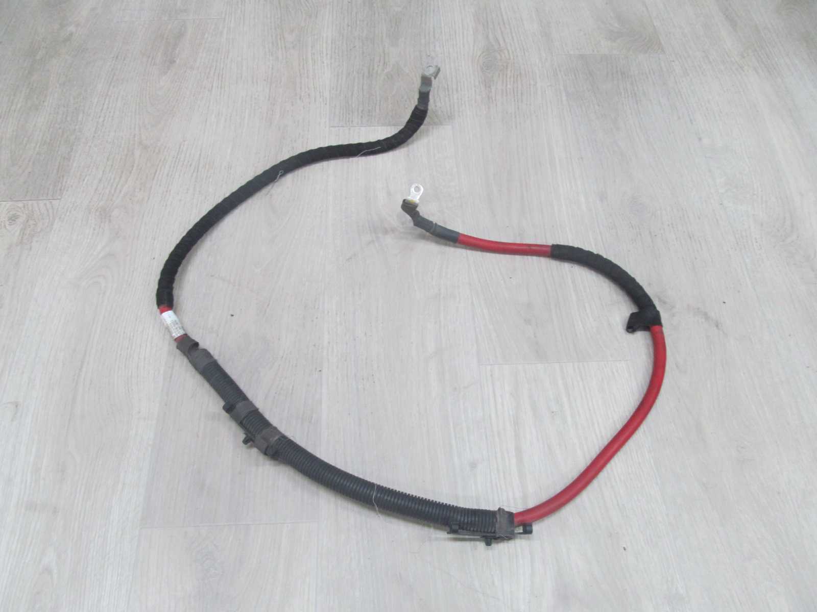 IVECO DAILY IV V LIFT 11- KABEL PRZEWOD PLUSOWY AKUMULATORA 5801379008