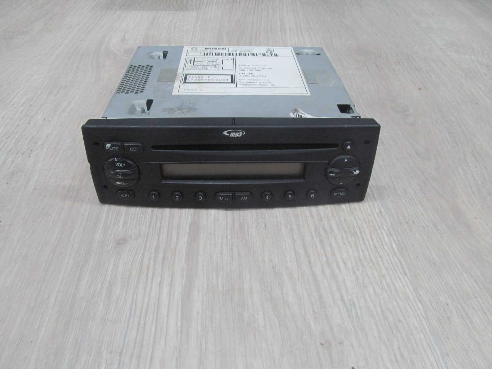 IVECO DAILY IV LIFT 11-14 RADIO RADIOODTWARZACZ CD MP3 5801398981 7620000094