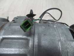 VW AUDI 1.9 SPREZARKA KLIMATYZACJI 8D0260808 447220-8180