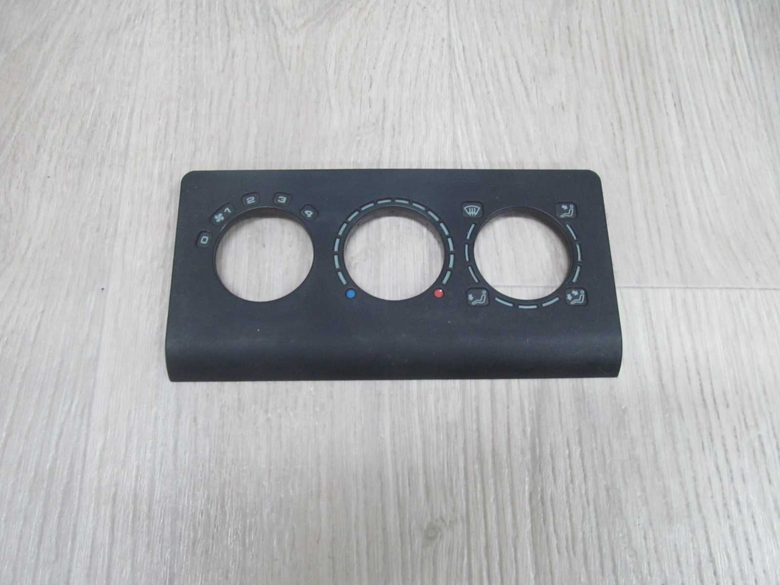 VW CADDY INCA RAMKA OSLONA PANEL NAWIEU 6K0819075 96-02