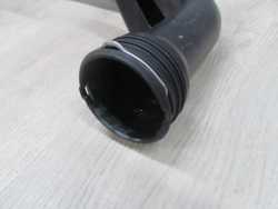 VW PASSAT AUDI A4 2.0 TDI BGW RURA PRZEWOD POWIETRZA 8E0145762B 0281002401