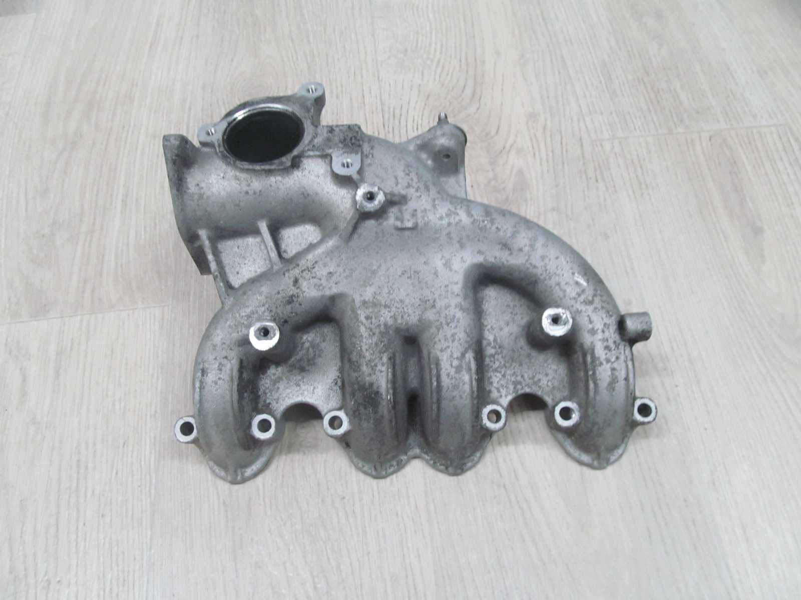 VW AUDI SEAT 2.0 TDI BGW KOLEKTOR SSACY 038129713BM