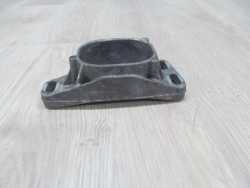 VW PASSAT AUDI A4 2.0 TDI BGW LAPA WSPORNIK SILNIKA 8D0199335Q