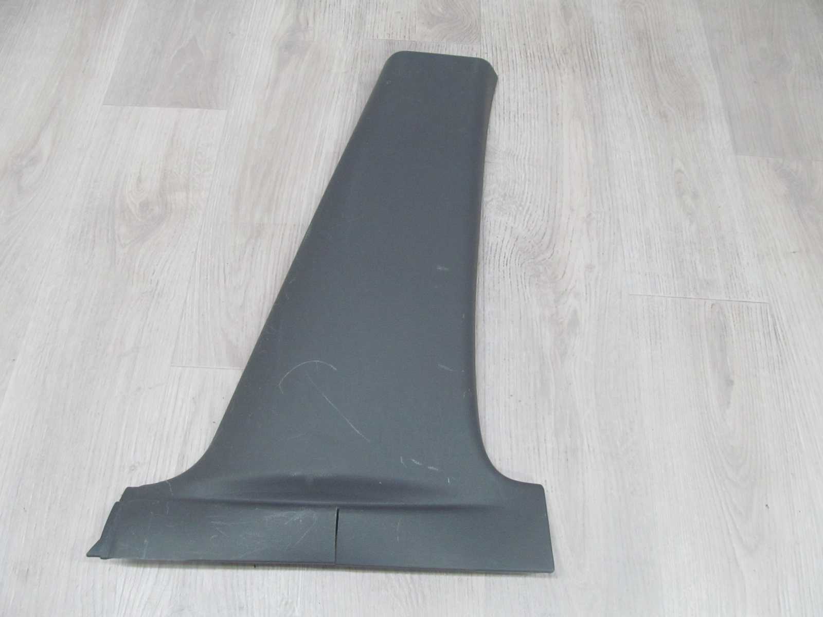VW CADDY INCA POSZYCIE OSLONA SLUPKA PRAWA 6K9867282B 96-02
