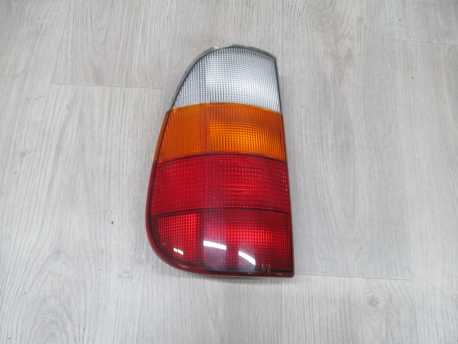 VW CADDY INCA LAMPA TYL TYLNA PRAWA VALEO EU USZKODZONA 96-02