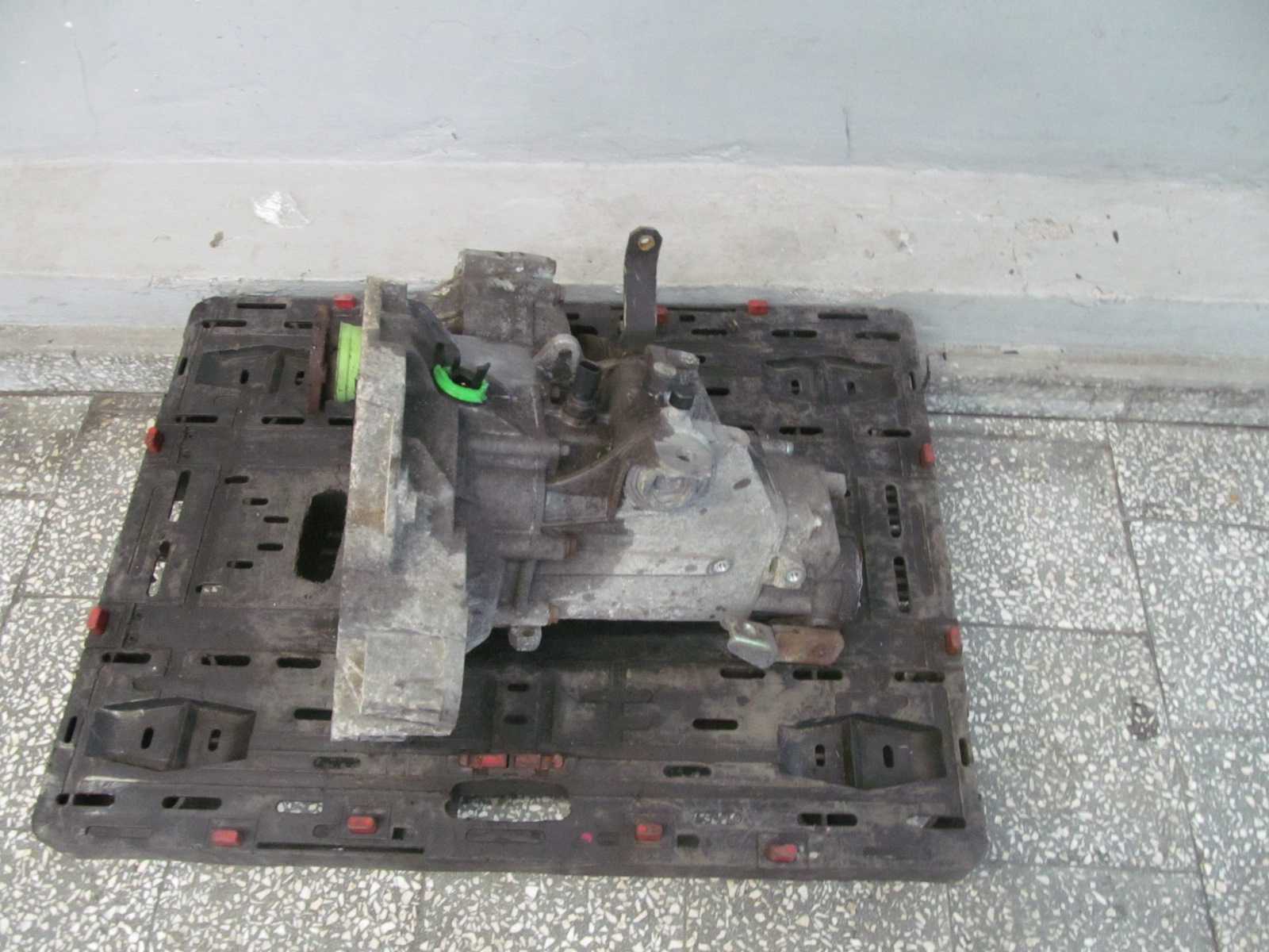 VW CADDY SEAT INCA 1.9 SDI SKRZYNIA BIEGOW EAZ 96-02