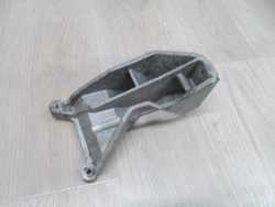 VW CADDY INCA 1.9 SDI AYQ LAPA WSPORNIK SILNIKA 038129723E 96-02
