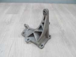 VOLVO XC90 2.9 T6 LAPA WSPORNIK SILNIKA 8675329 02-14