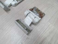 VW CADDY INCA ZAWIAS DRZWI TYL PRAWY GORNY DOLNY 96-02