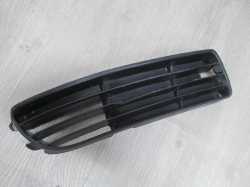 AUDI A4 B5 94-99 KRATKA ATRAPA ZDERZAKA PRAWA 8D0807346G