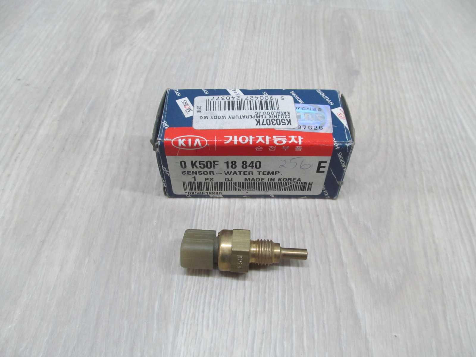 KIA RIO kombi DC 1.3 00-05.02 CZUJNIK TEMPERATURY OK50F 18 840