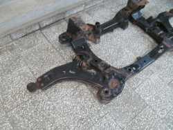 HYUNDAI H1 H300 I800 WOZEK SANKI KOLYSKA BELKA ZAWIESZENIE PRZOD