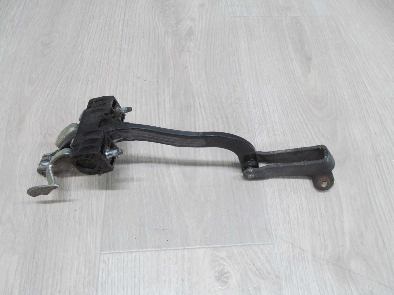 DUCATO BOXER JUMPER 06-14 OGRANICZNIK DRZWI TYL LEWY