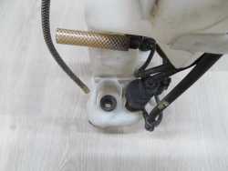 MB E KLASSA W211 ZBIORNIK PLYNU SPRYSKIWACZY XENON 2118600560