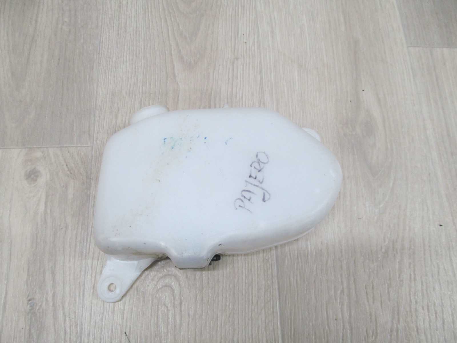MITSUBISHI PAJERO SPORT ZBIORNIK PLYNU SPRYSKIWACZY TYL POMPKA 860141-145