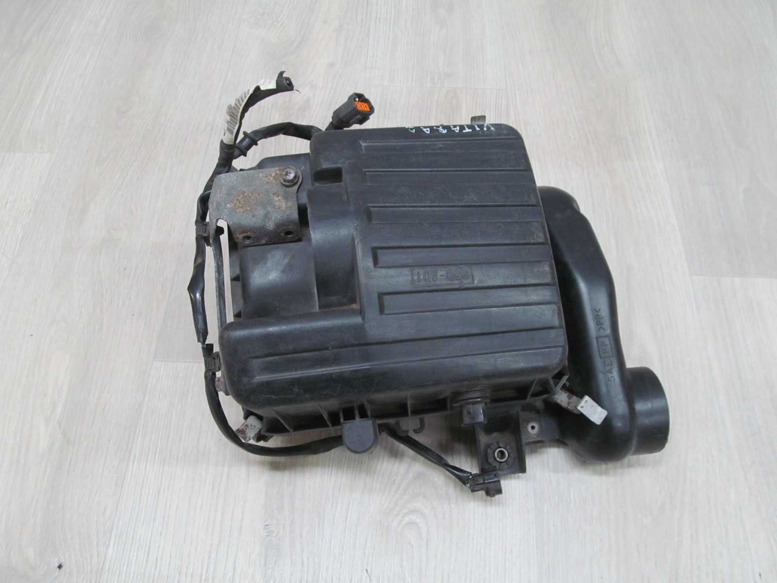 SUZUKI VITARA 2.0 16V 98-05 OBUDOWA FILTRA POWIETRZA 65D-A01
