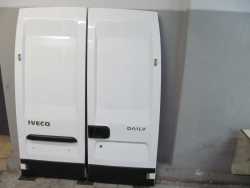 IVECO DAILY IV LIFT 06-14 DRZWI TYL TYLNE PRAWE BIALE H2