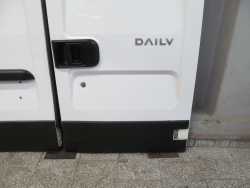 IVECO DAILY IV LIFT 06-14 DRZWI TYL TYLNE PRAWE BIALE H2