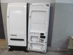 IVECO DAILY IV LIFT 06-14 DRZWI TYL TYLNE PRAWE BIALE H2