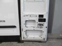 IVECO DAILY IV LIFT 06-14 DRZWI TYL TYLNE PRAWE BIALE H2