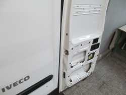 IVECO DAILY IV LIFT 06-14 DRZWI TYL TYLNE PRAWE BIALE H2