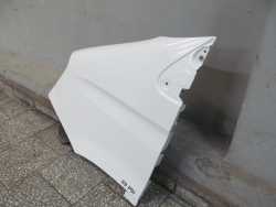 IVECO DAILY IV LIFT 06-14 BLOTNIK LEWY PRZOD BIALY