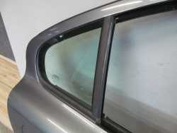 VOLVO S60 I LIFT 04-10 SZYBA BOCZNA TROJKAT DRZWI TYL PRAWA