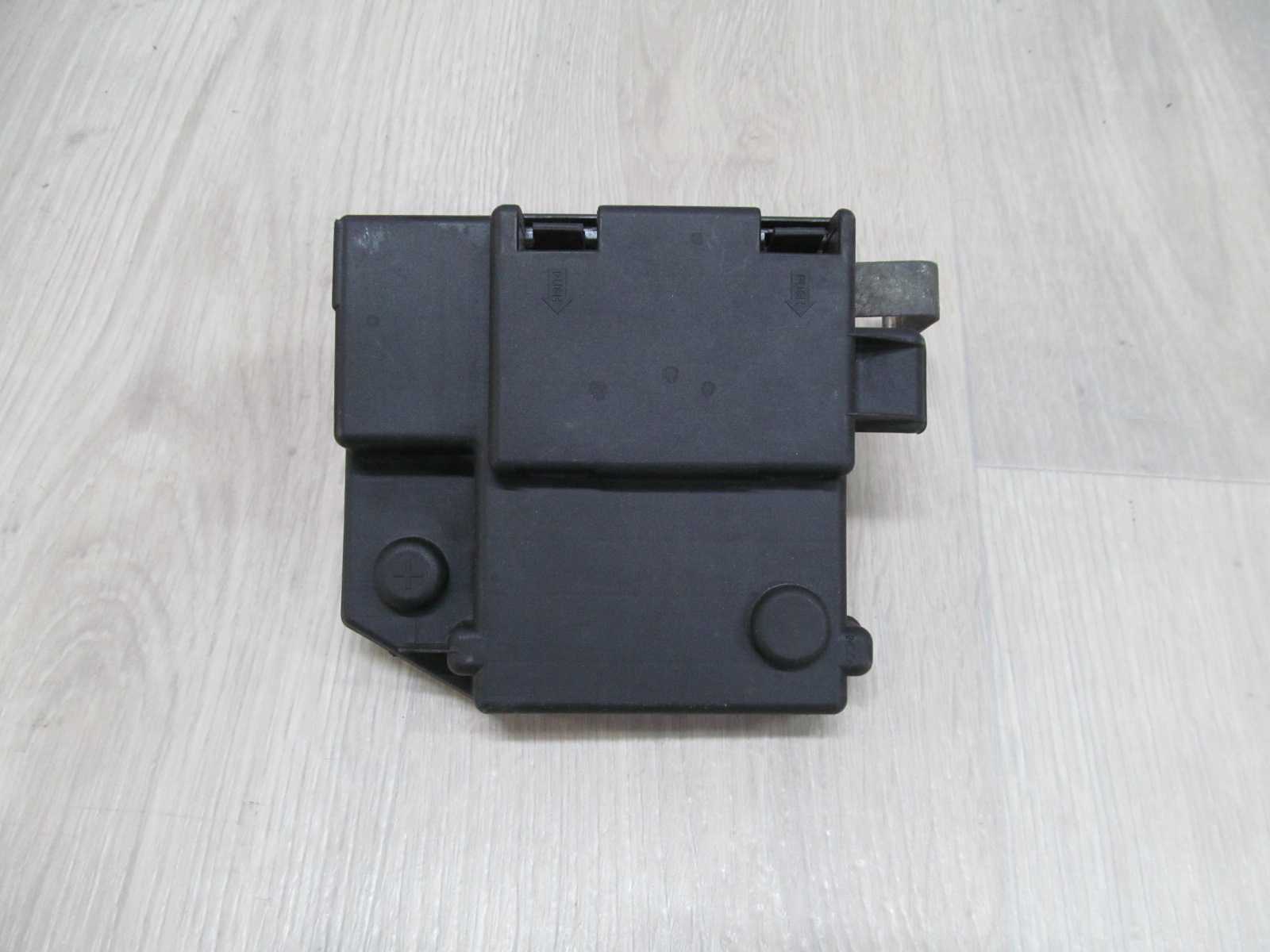 IVECO DAILY IV LIFT 06-14 KLEMA PLUS PLUSOWA BEZPIECZNIK
