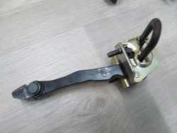 VOLVO S60 V70 XC70 LIFT 04- OGRANICZNIK DRZWI PRZOD 30661410