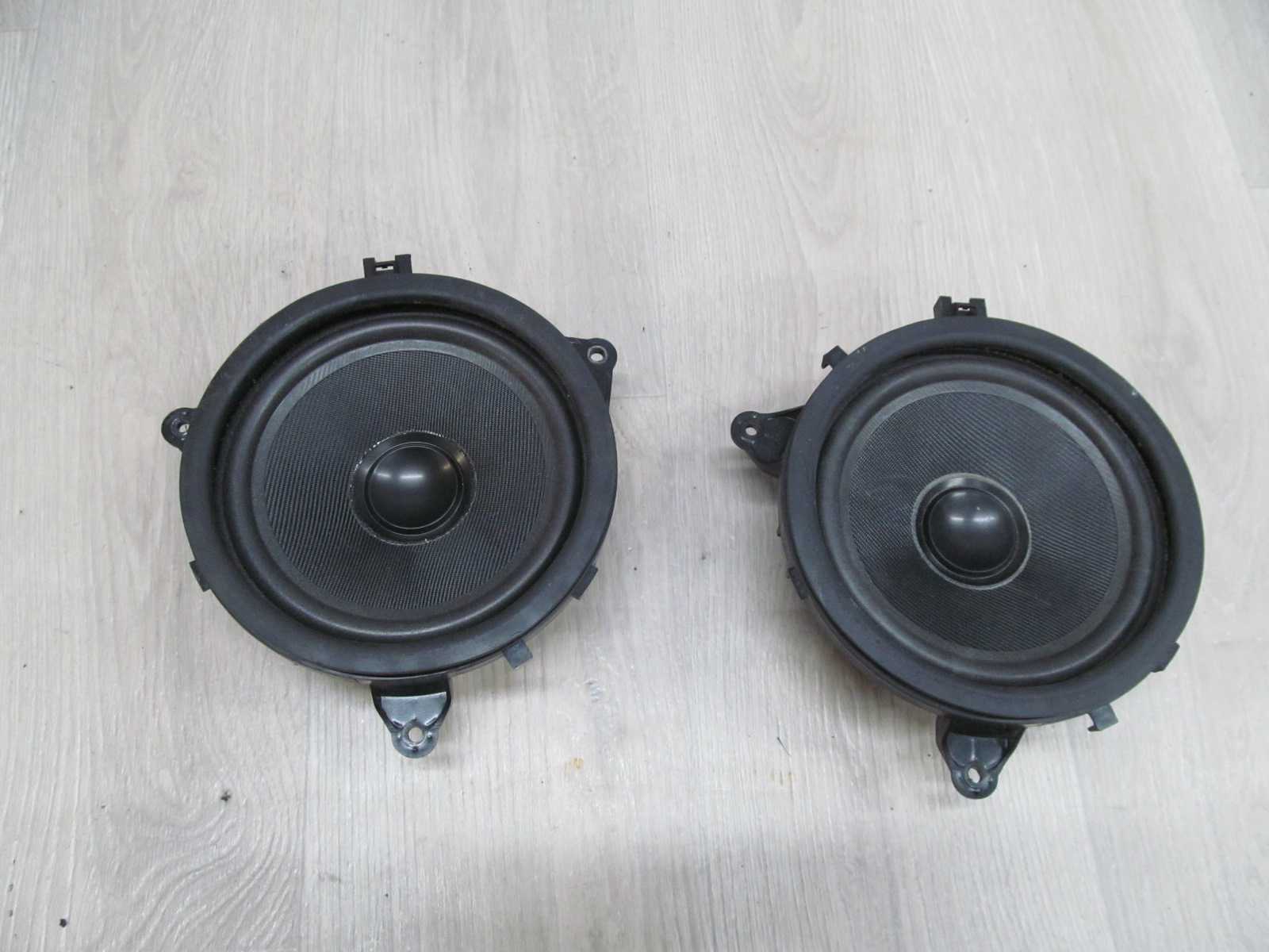 VOLVO S60 V70 XC70 S80 GLOSNIK DRZWI PRZOD TYL 9472008