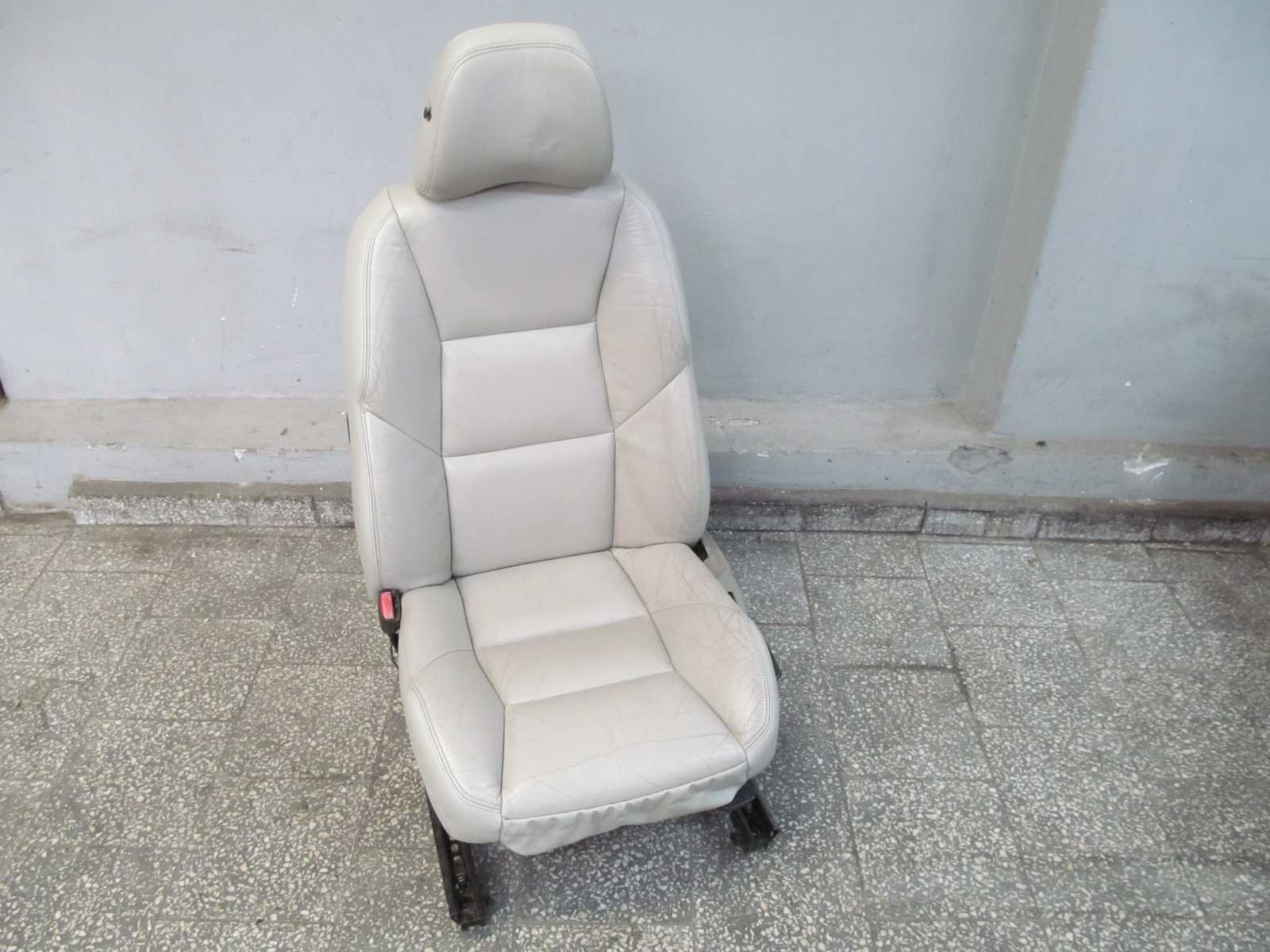 VOLVO S60 V70 00- FOTEL SIEDZENIE SKORA LEWY JASNY