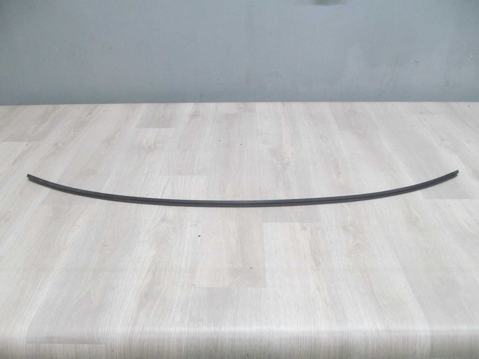 VOLVO S60 00-10 LISTWA USZCZELKA PODSZYBIA MASKI 30674707