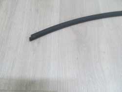 VOLVO S60 00-10 LISTWA USZCZELKA PODSZYBIA MASKI