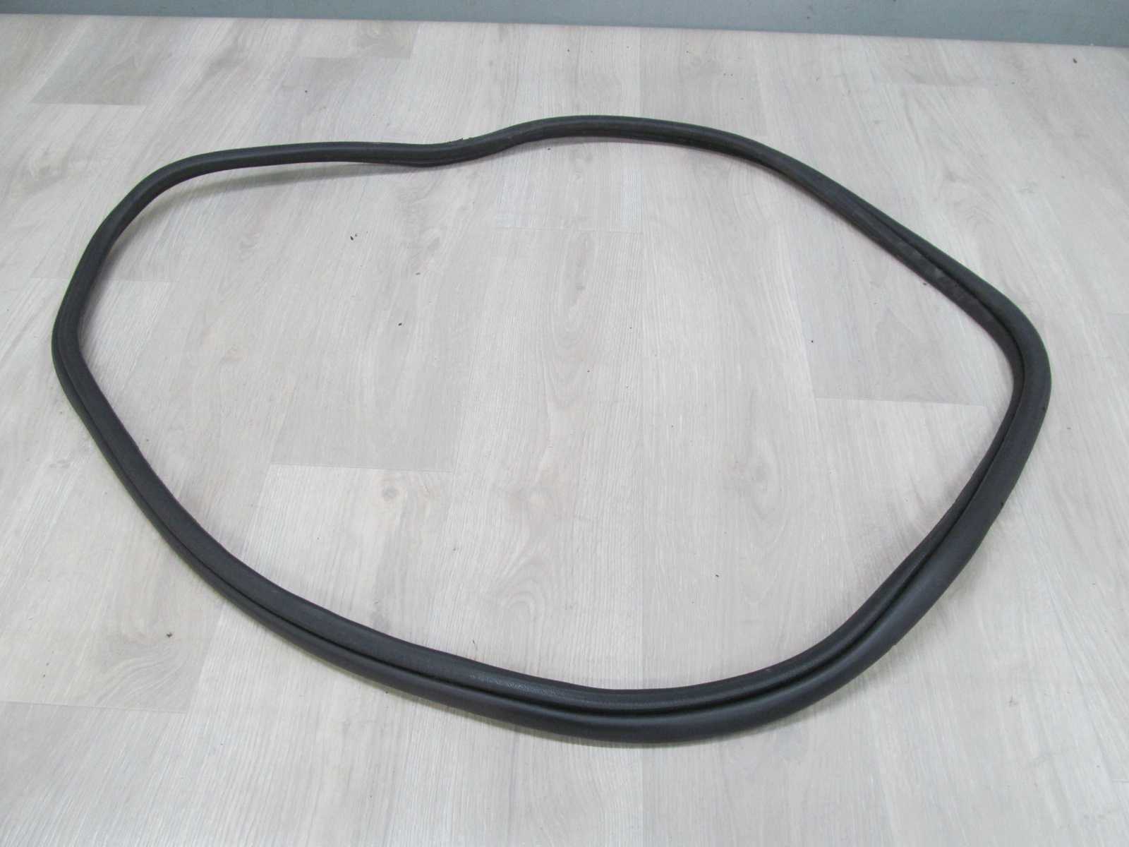 VOLVO S60 00-10 USZCZELKA KLAPY BAGAZNIKA TYL