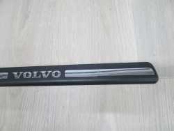 VOLVO S60 V70 LIFT LISTWA NAKLADKA PROGU PRZOD 8659960