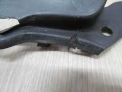 VOLVO S60 V70 LIFT USZCZELKA OSLONA PODSZYBIA LEWA 8663894