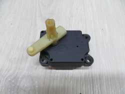 VOLVO S60 V70 XC 04-10 SILNICZEK NAGRZEWNICY 30776510