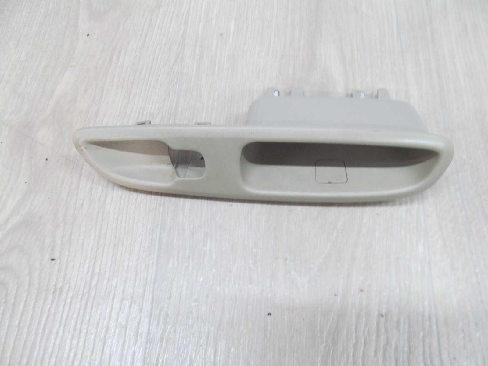 VOLVO S60 V70 LIFT UCHWYT RACZKA OSLONA DRZWI TYL LEWY 9193301