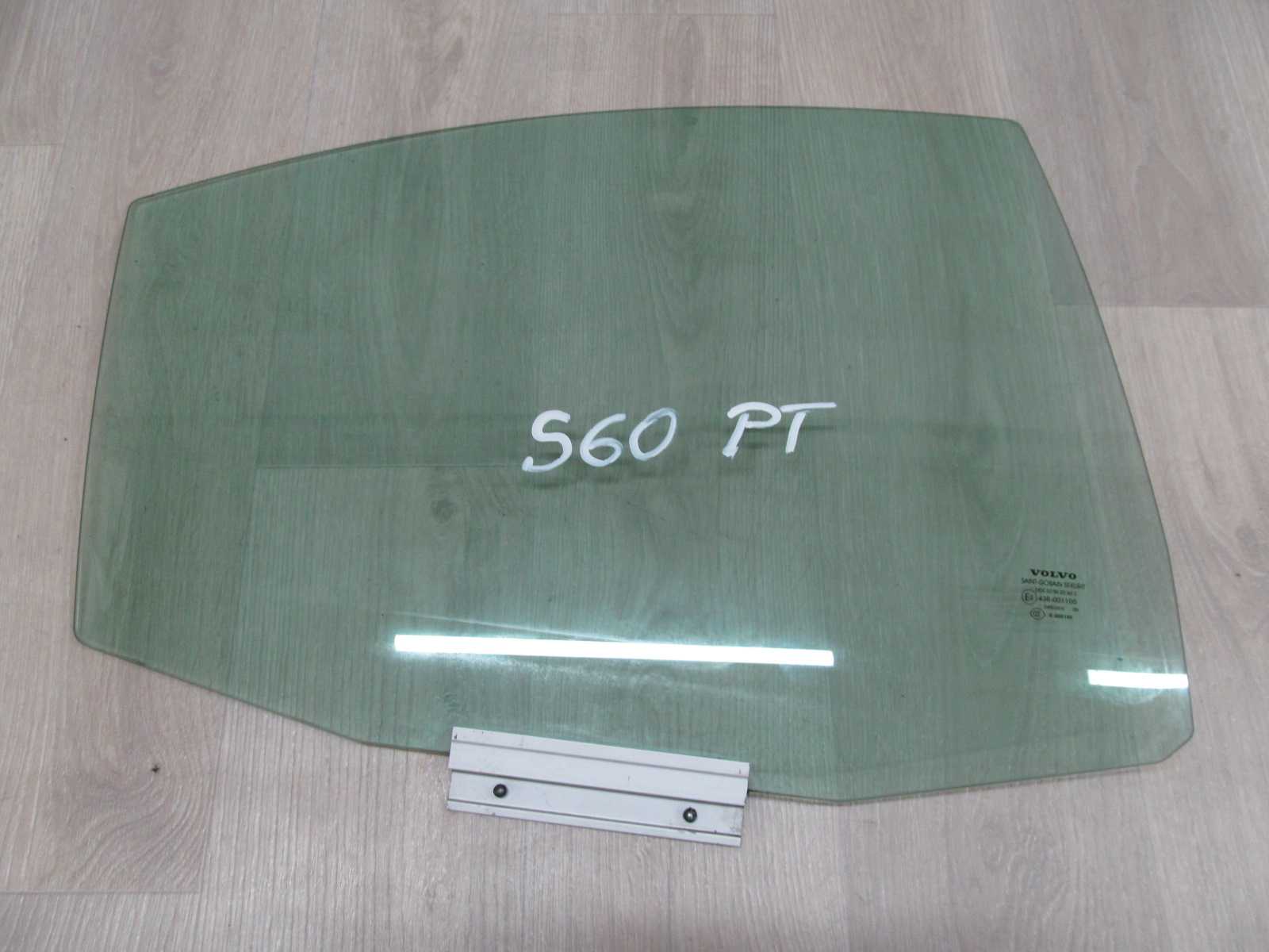 VOLVO S60 V70 LIFT 04- SZYBA BOCZNA DRZWI TYL PRAWA 05r