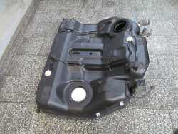 VOLVO S60 V70 2.4 D5 ZBIORNIK BAK PALIWA 8671616 WLEW