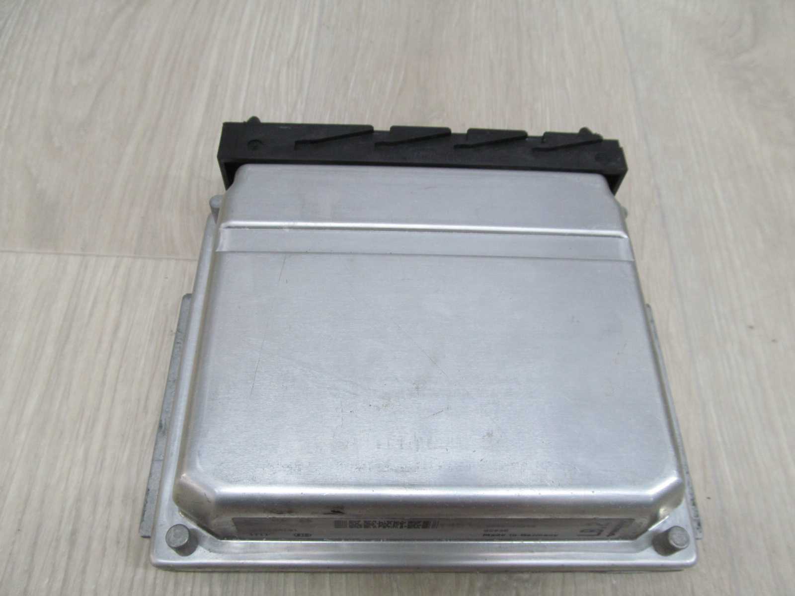 VOLVO S60 V70 XC 2.4 D5 KOMPUTER STEROWNIK SILNIKA 0281011441 30646978