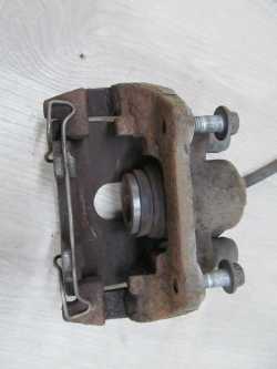 VOLVO S60 V70 00-10 ZACISK HAMULCOWY TYL TYLNY PRAWY
