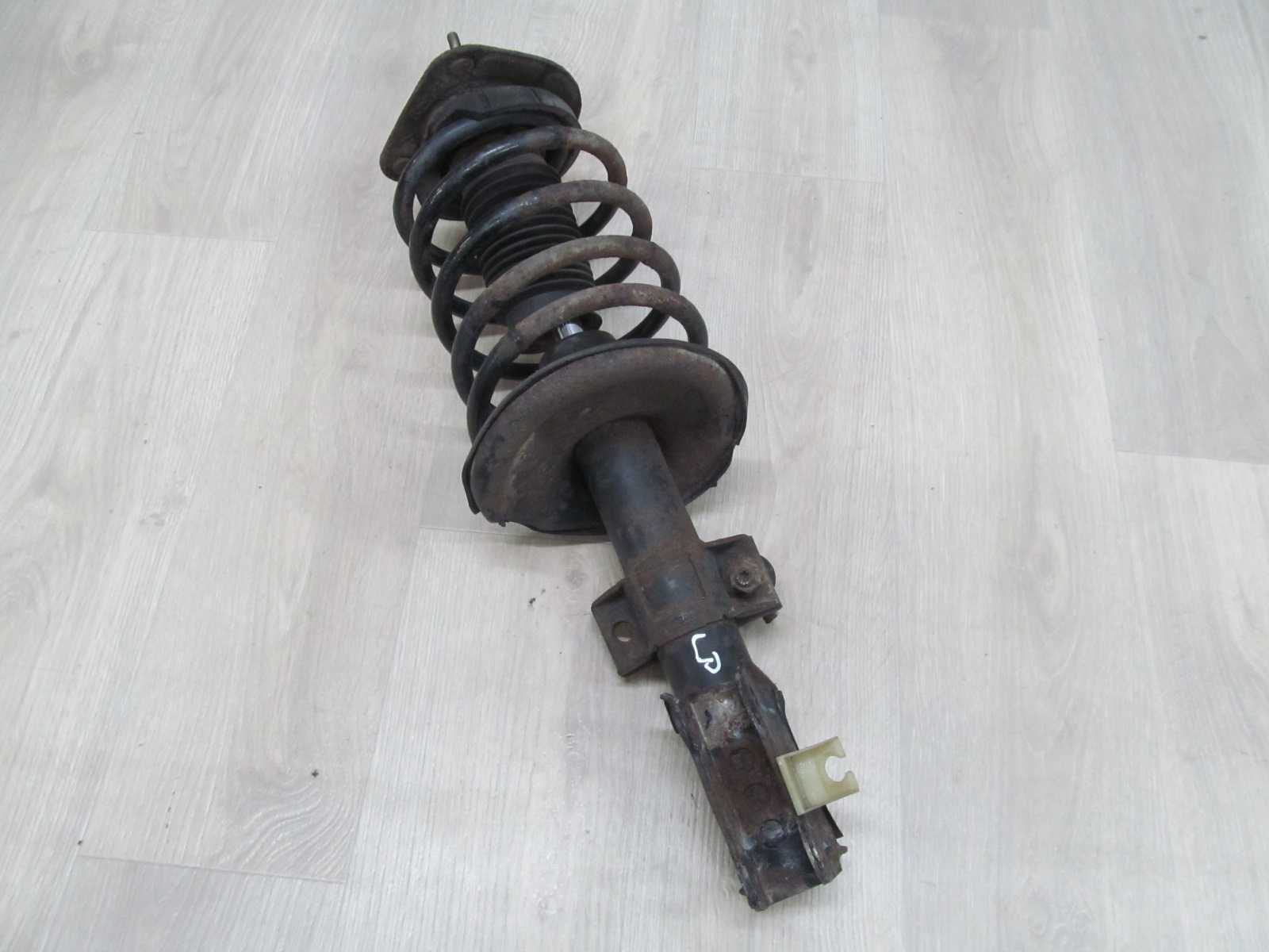 VOLVO S60 V70 D5 AMORTYZATOR MCPERSON PRZOD LEWY 30683345