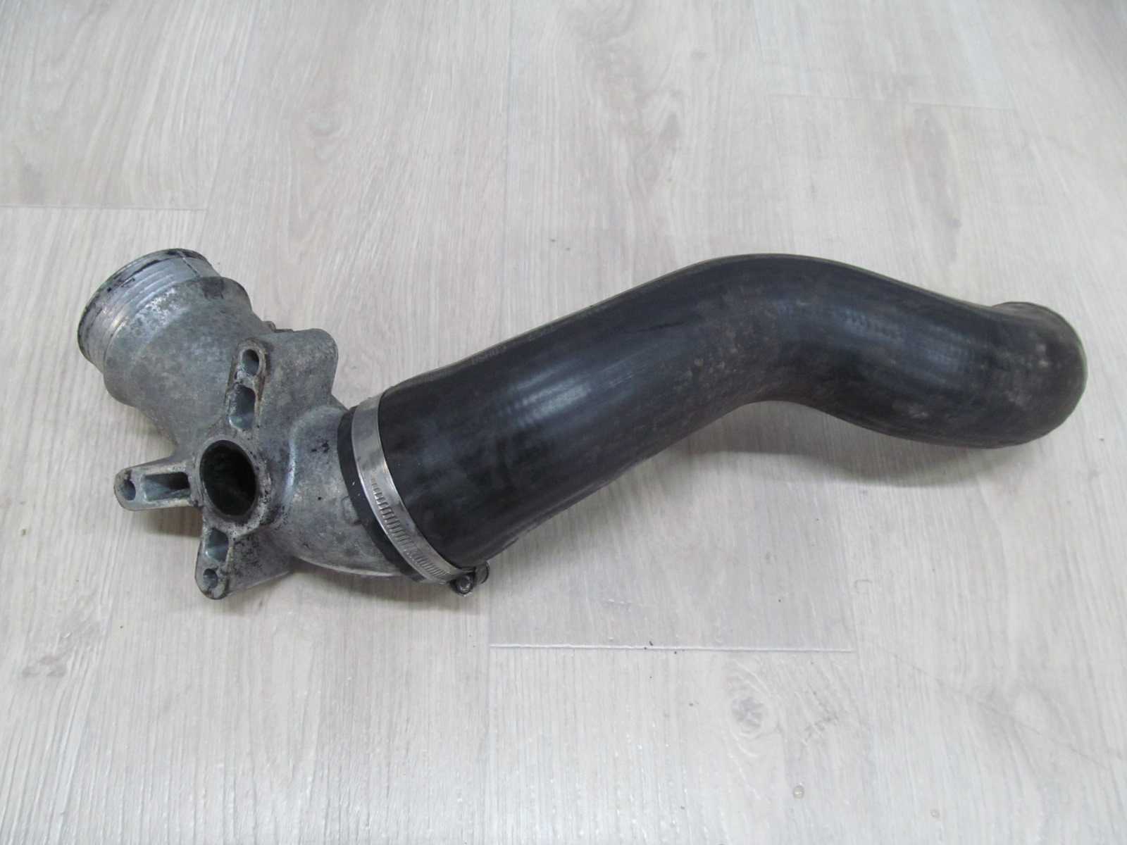 VOLVO S60 V70 2.4 D5 RURA PRZEWOD INTERCOOLERA 30680218 08631538