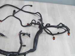 VOLVO S60 V70 2.4 D5 WIAZKA INSTALACJA SILNIKA 30712090