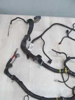 VOLVO S60 V70 2.4 D5 WIAZKA INSTALACJA SILNIKA 30712090