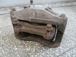VOLVO XC90 ZACISK HAMULCOWY PRZOD LEWY 30657303 02-12